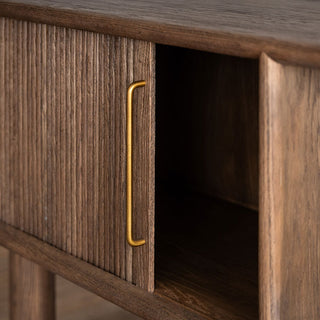 ゴールドの取っ手がアクセントになります。