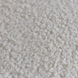 ２色展開。こちらのカラーはホイップです。