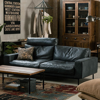 どっしりとした安定感のある、低重心ボディ。