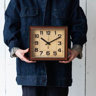 サイズは少し小ぶりですが、文字が大きいので見やすさはバッチリです◎